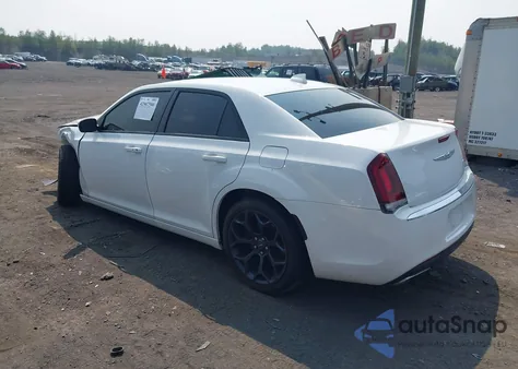2019 Chrysler 300 300S из США, поврежденный, VIN 2C3CCABG9KH515733